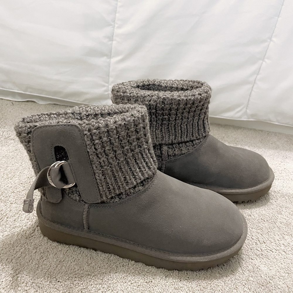 UGG Classic Solene Mini Bootie Women’s Size 6